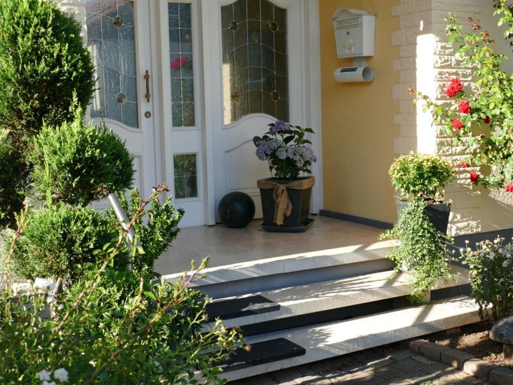 Ferienwohnung Kirsch Санкт-Вендель Экстерьер фото
