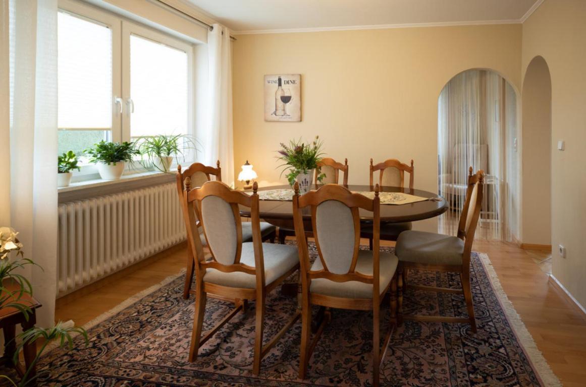 Ferienwohnung Kirsch Санкт-Вендель Экстерьер фото
