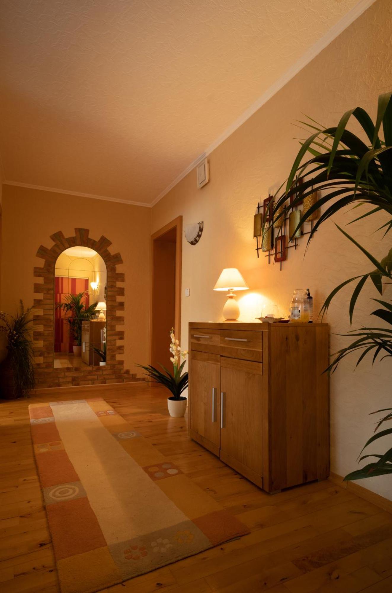 Ferienwohnung Kirsch Санкт-Вендель Экстерьер фото